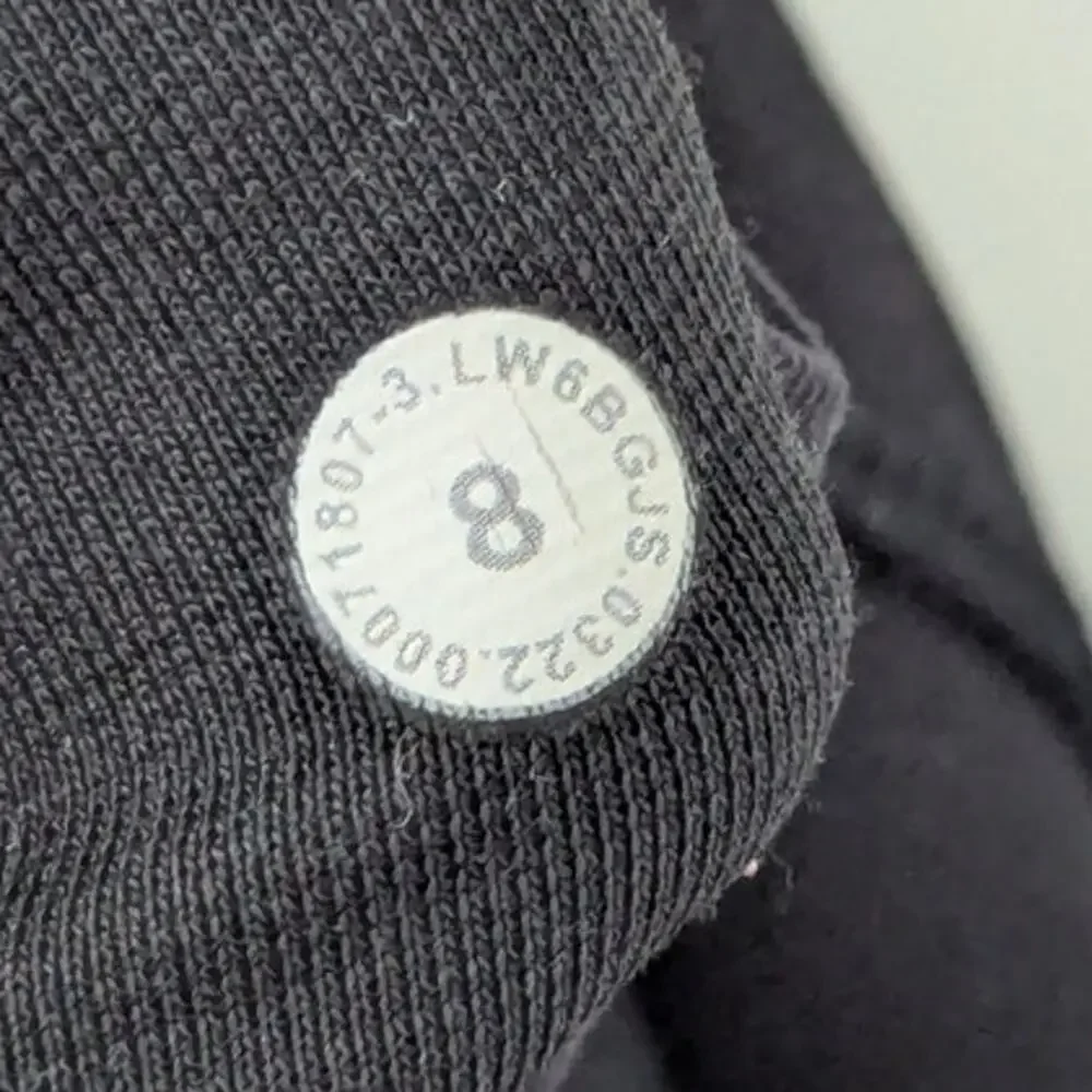 Lululemon Align Crop Leggings 23in Black Womens 8 Sportswear Activewear Workout